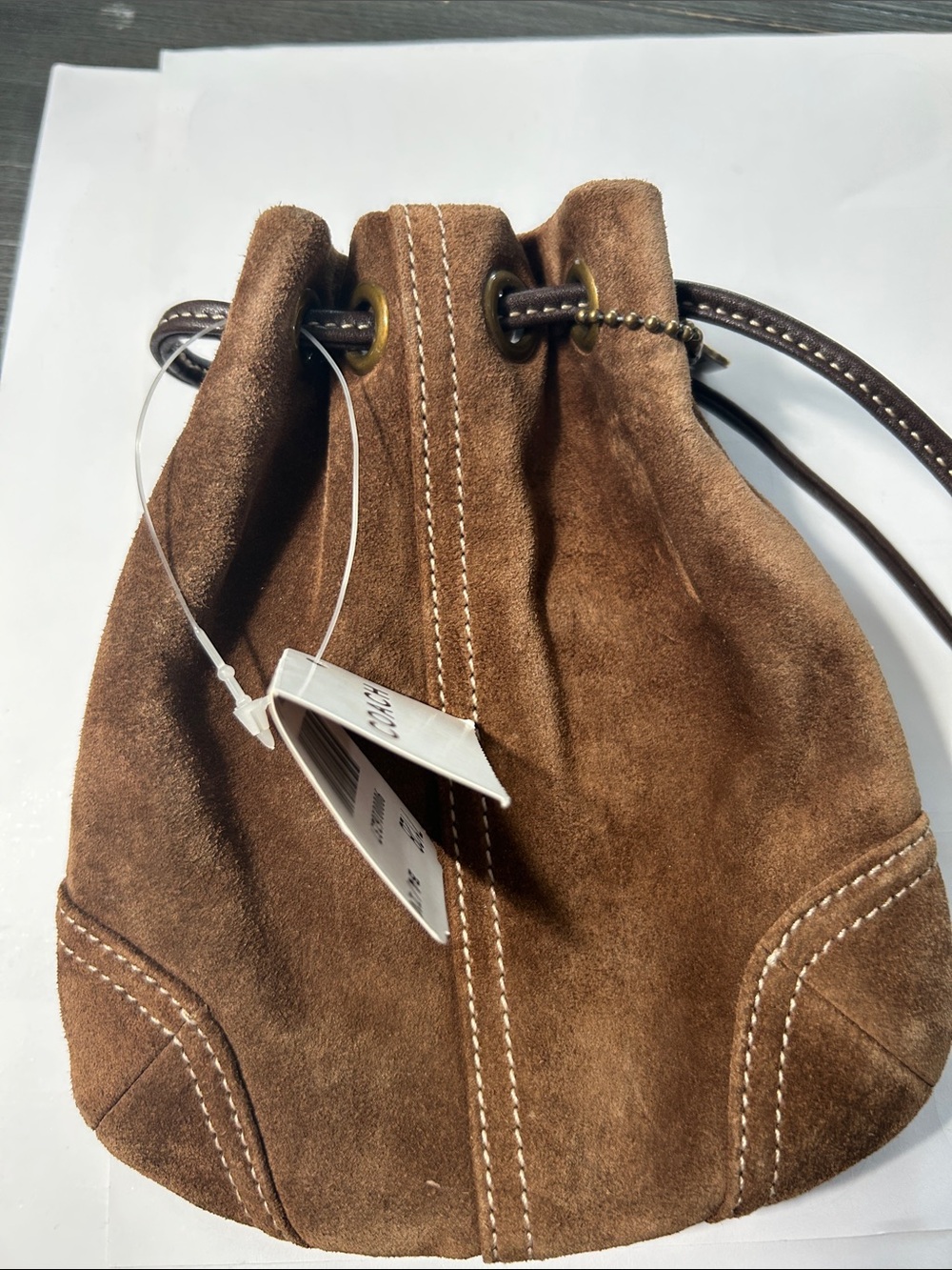 Vintage Coach Suede Drawstring Wristlet with Gold Hang Tag. Retired Style - Picture 3 of 5